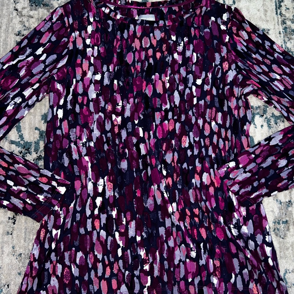 Chicos Abstract Top - Picture 2 of 5